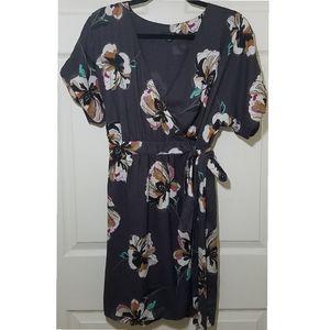 ANN TAYLOR floral dress.  Size Small